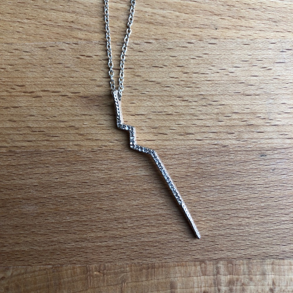 Stella & Dot Silver lightning bolt necklace